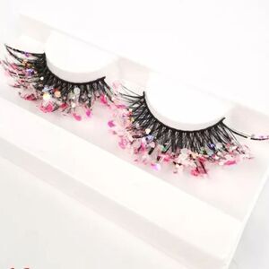 NWOT Fancy Glitter Lashes with Rhinestones - Pink